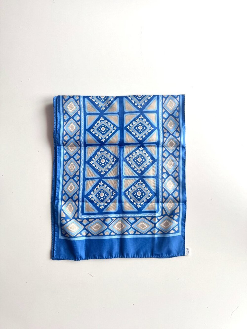 NWOT Vintage LA DEAR Blue Geometric Print Satin Twill 43" x 13" Rectangle Scarf